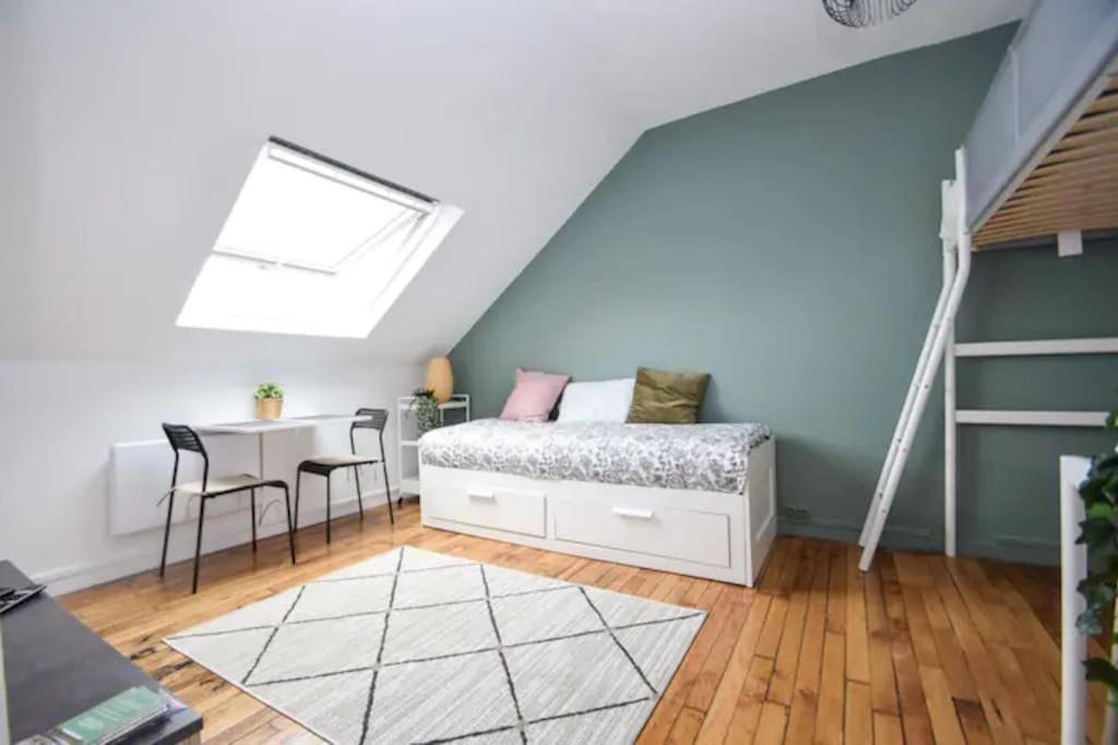 Disponible - Appartement Entier - 10Mn Rer B Aeroport Cdg - Paris Gare Du Nord, T11 Express, Le Bourget, Tout Equipe, Netflix Gratuit, 3 Personnes, 4Eme Etage, Escaliers, Parc Des Expositions, Parking Rue Gratuit Apres 19H Drancy Extérieur photo
