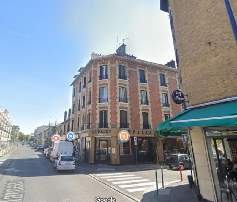 Disponible - Appartement Entier - 10Mn Rer B Aeroport Cdg - Paris Gare Du Nord, T11 Express, Le Bourget, Tout Equipe, Netflix Gratuit, 3 Personnes, 4Eme Etage, Escaliers, Parc Des Expositions, Parking Rue Gratuit Apres 19H Drancy Extérieur photo