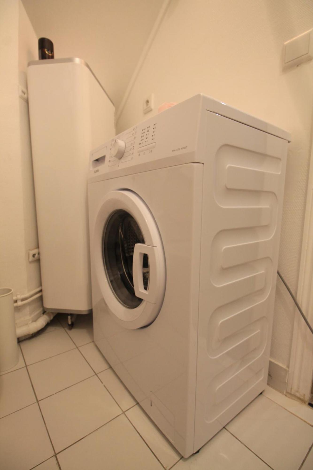Disponible - Appartement Entier - 10Mn Rer B Aeroport Cdg - Paris Gare Du Nord, T11 Express, Le Bourget, Tout Equipe, Netflix Gratuit, 3 Personnes, 4Eme Etage, Escaliers, Parc Des Expositions, Parking Rue Gratuit Apres 19H Drancy Extérieur photo