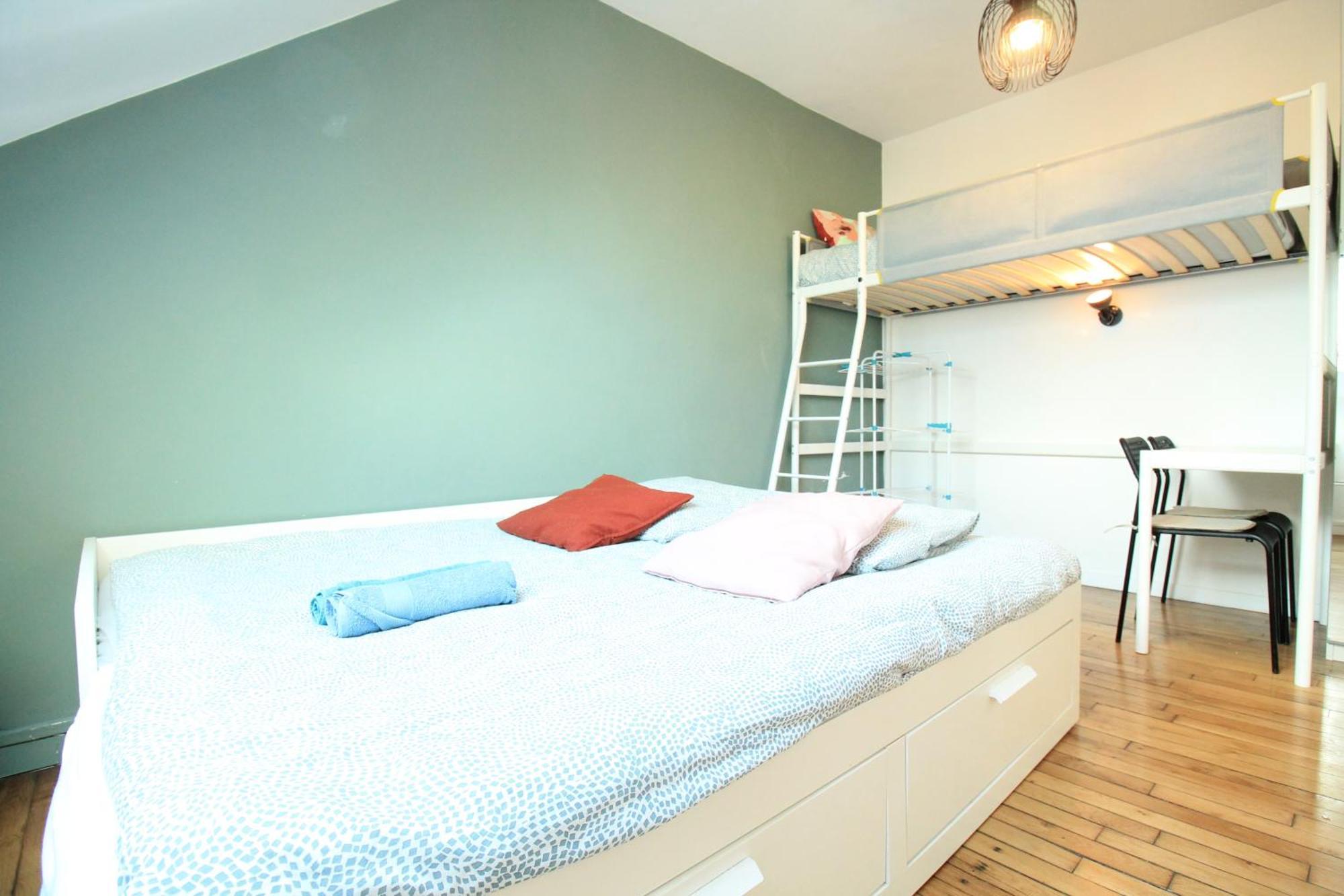Disponible - Appartement Entier - 10Mn Rer B Aeroport Cdg - Paris Gare Du Nord, T11 Express, Le Bourget, Tout Equipe, Netflix Gratuit, 3 Personnes, 4Eme Etage, Escaliers, Parc Des Expositions, Parking Rue Gratuit Apres 19H Drancy Extérieur photo