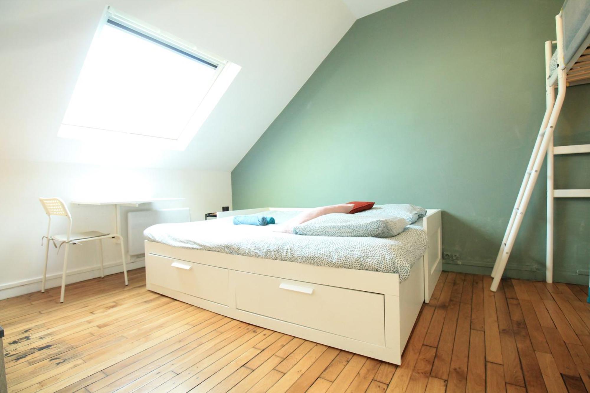 Disponible - Appartement Entier - 10Mn Rer B Aeroport Cdg - Paris Gare Du Nord, T11 Express, Le Bourget, Tout Equipe, Netflix Gratuit, 3 Personnes, 4Eme Etage, Escaliers, Parc Des Expositions, Parking Rue Gratuit Apres 19H Drancy Extérieur photo