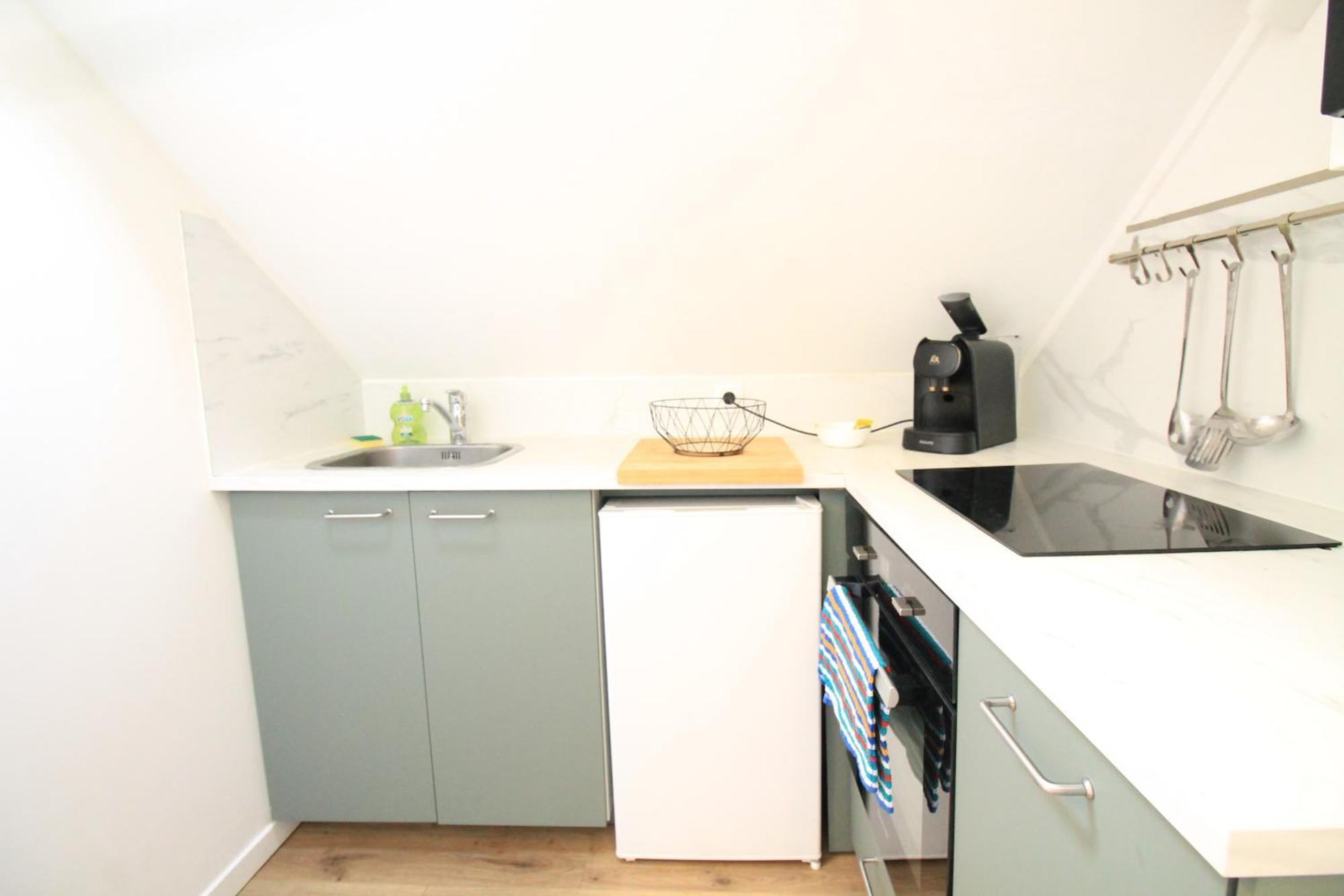 Disponible - Appartement Entier - 10Mn Rer B Aeroport Cdg - Paris Gare Du Nord, T11 Express, Le Bourget, Tout Equipe, Netflix Gratuit, 3 Personnes, 4Eme Etage, Escaliers, Parc Des Expositions, Parking Rue Gratuit Apres 19H Drancy Extérieur photo